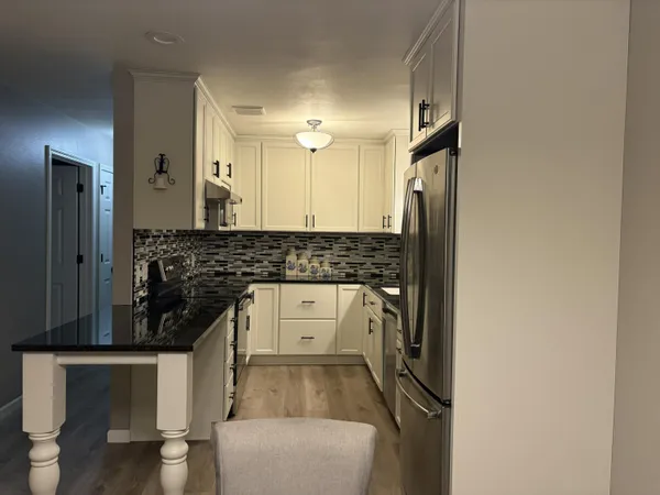 $229,000 | 274 Minz Park Circle, Unit 1, West Bend, WI 53095
