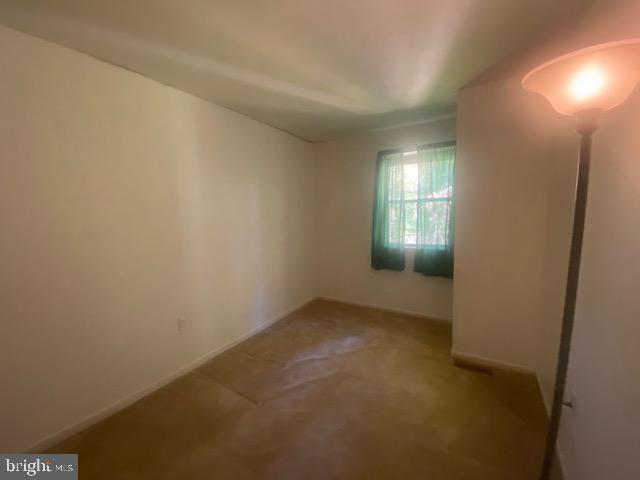 9374 Pan Ridge Road, Unit 9374 Baltimore, MD 21234 - Photo 6 of 10 Bedroom Three