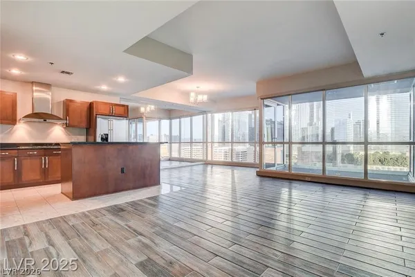 $4,150 | 4575 Dean Martin Drive, Unit 1209, Las Vegas, NV 89103