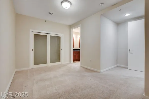 $4,150 | 4575 Dean Martin Drive, Unit 1209, Las Vegas, NV 89103
