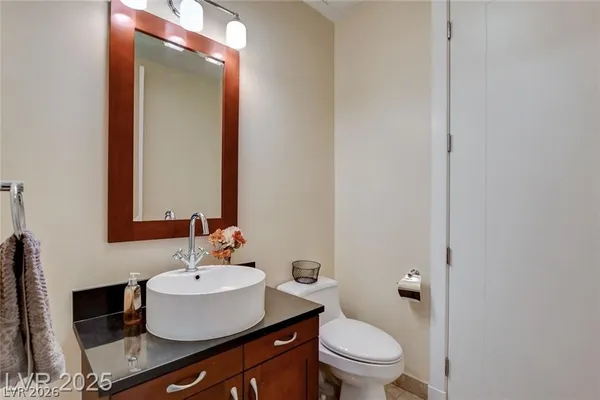 $4,150 | 4575 Dean Martin Drive, Unit 1209, Las Vegas, NV 89103