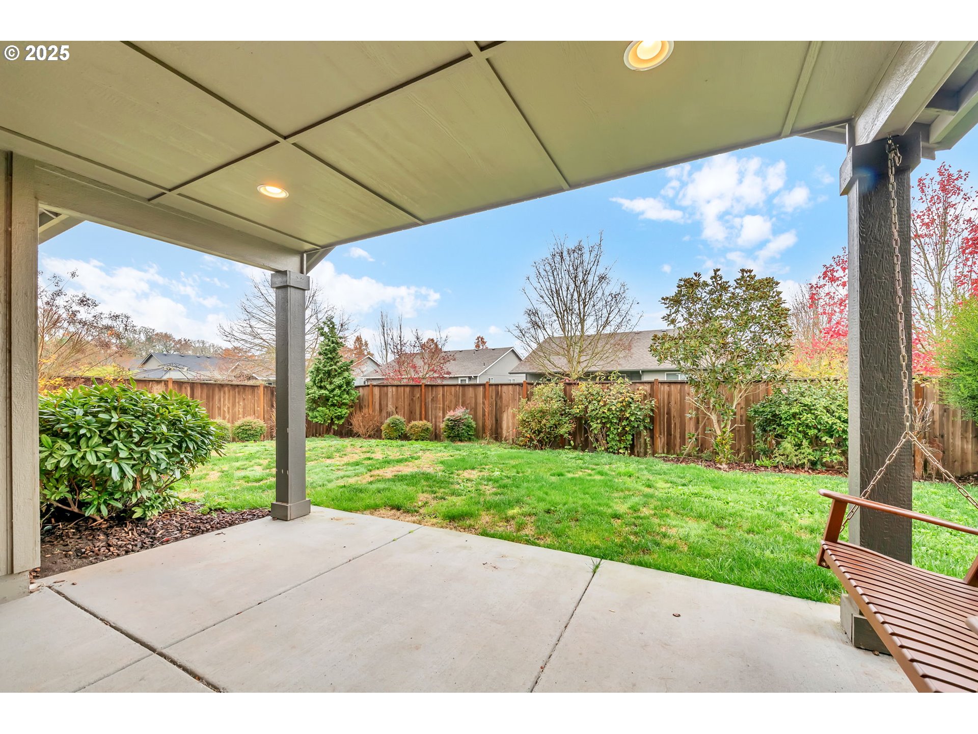 3869 Gusty Avenue Northeast Albany, OR 97322 - Photo 40 of 47 a view of a back yard