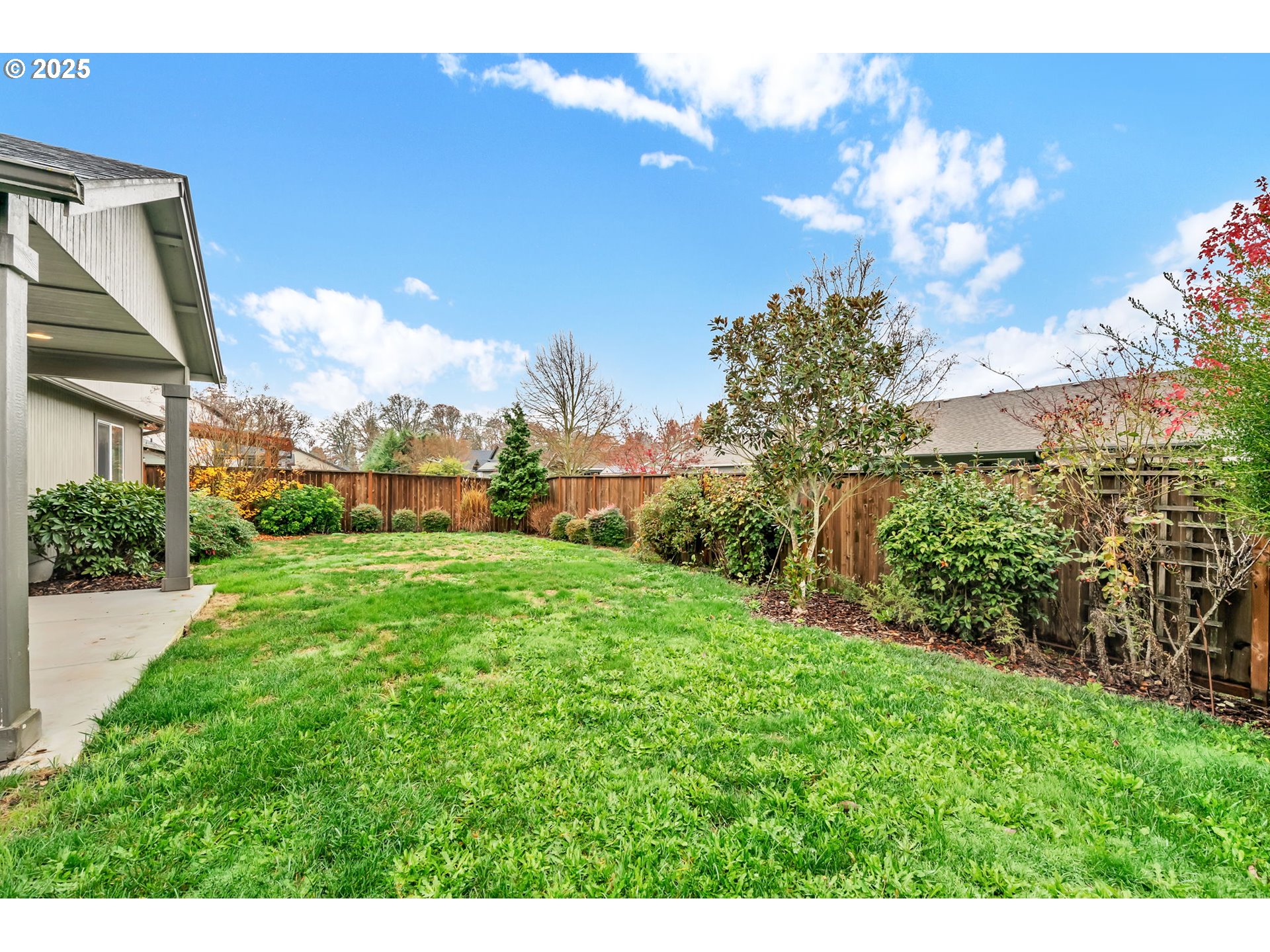 3869 Gusty Avenue Northeast Albany, OR 97322 - Photo 43 of 47 a view of a garden with a building