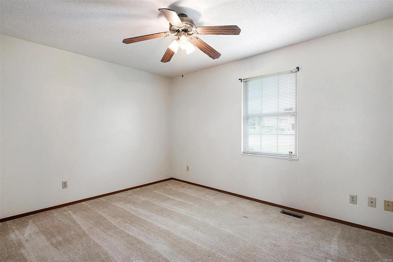 810 East Deer Creek Road O'Fallon, IL 62269 - Photo 17 of 24 Gallery Image 17