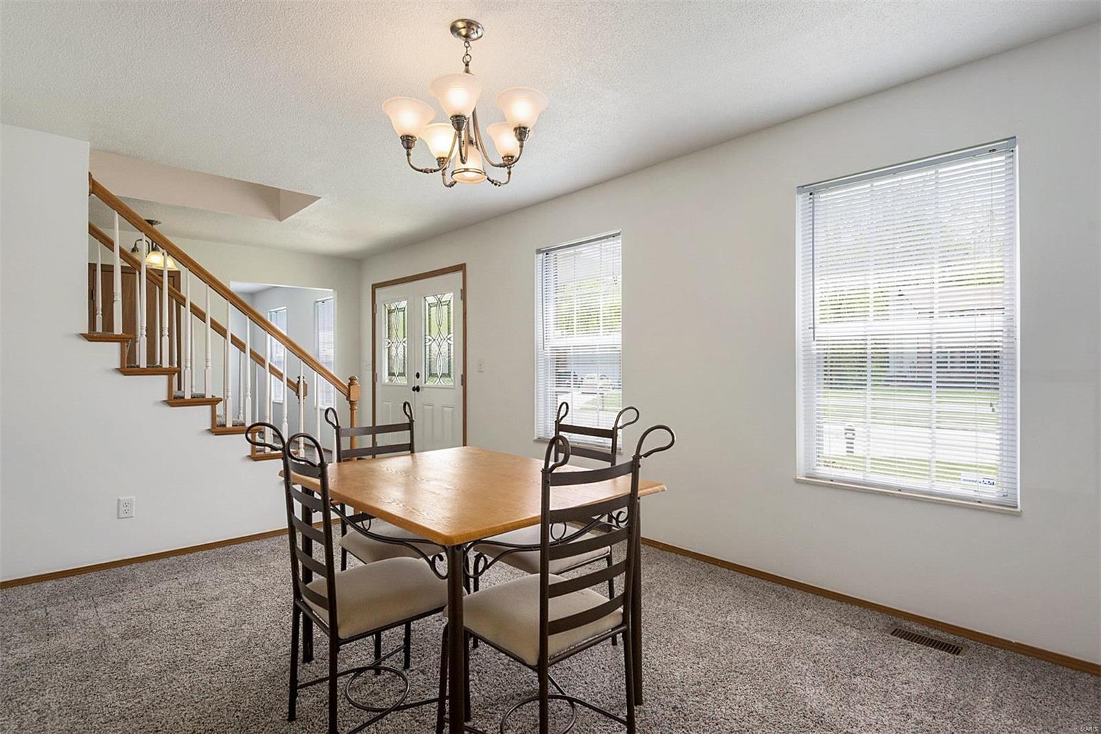 810 East Deer Creek Road O'Fallon, IL 62269 - Photo 4 of 24 Gallery Image 4