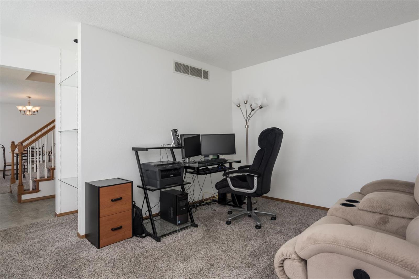 810 East Deer Creek Road O'Fallon, IL 62269 - Photo 5 of 24 Gallery Image 5