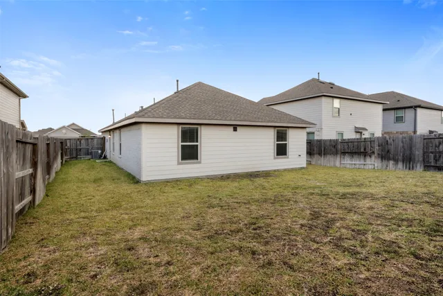 $229,900 | 14518 Broadbury Pond Road, Rosharon, TX 77583