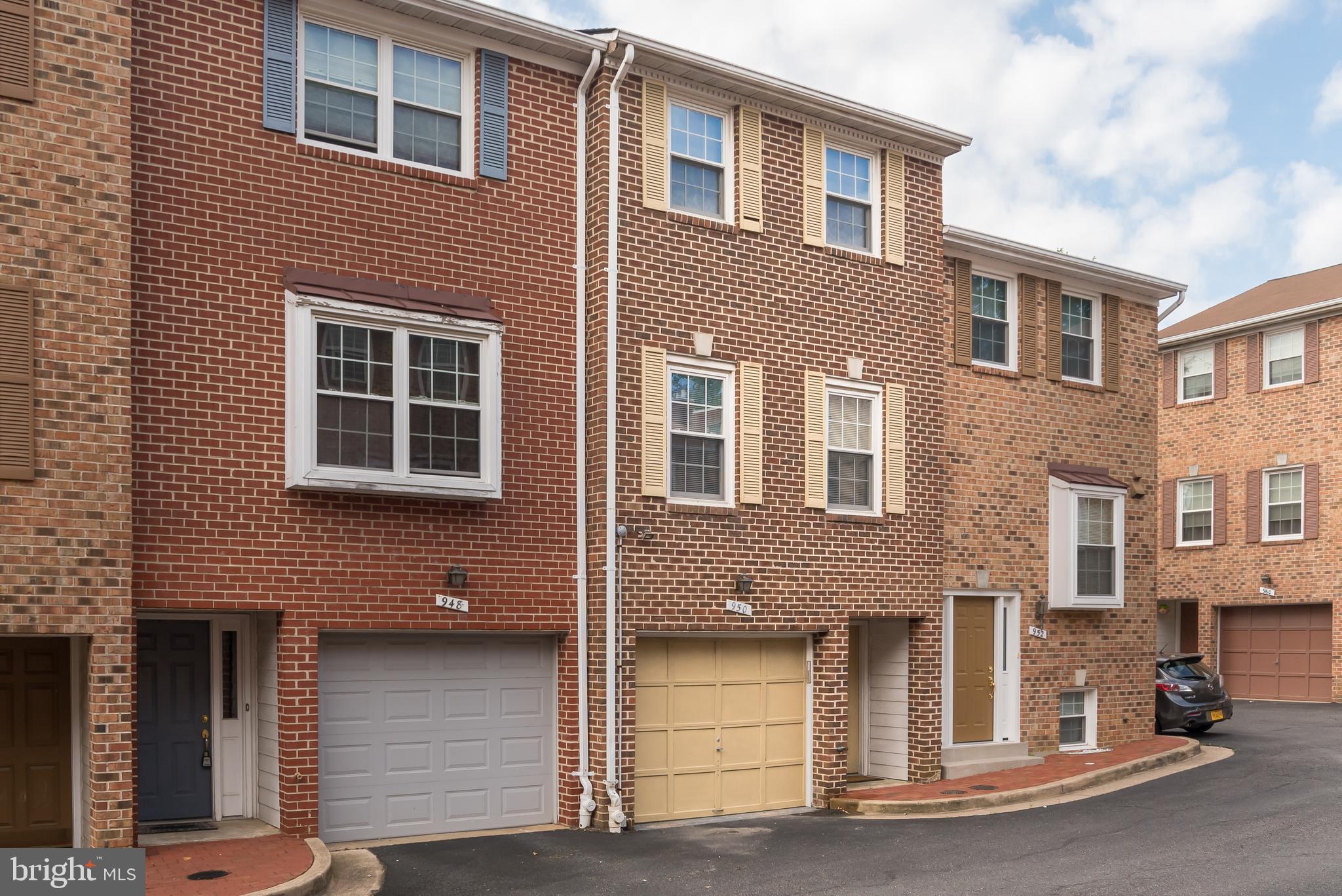 950 South Rolfe Street Arlington, VA 22204 - Photo 2 of 30 Front of Townhome