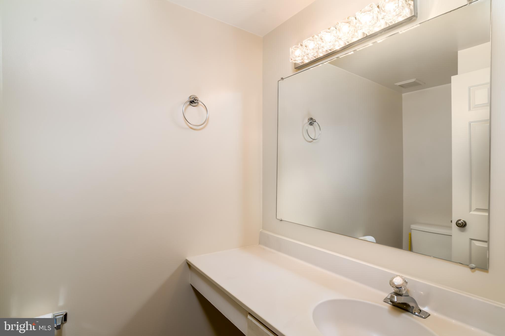 950 South Rolfe Street Arlington, VA 22204 - Photo 14 of 30 Half Bath on Main Level