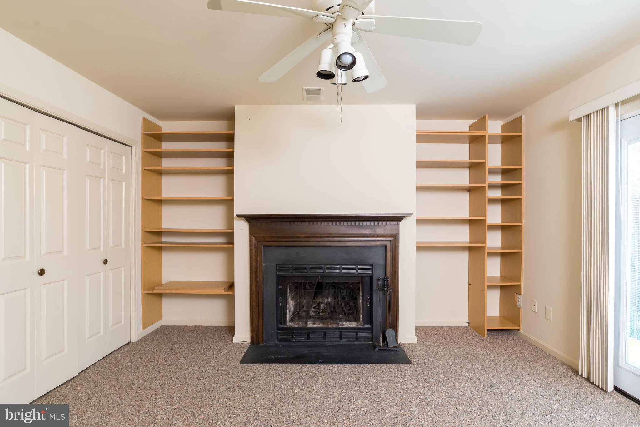 950 South Rolfe Street Arlington, VA 22204 - Photo 8 of 30 Fireplace with Built In Shelves