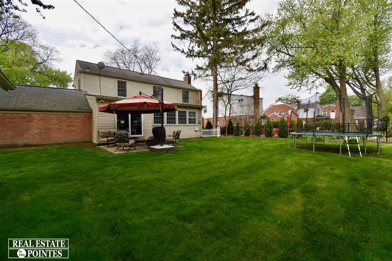 1280 North Oxford Road Grosse Pointe Woods, MI 48236 - Photo 23 of 27