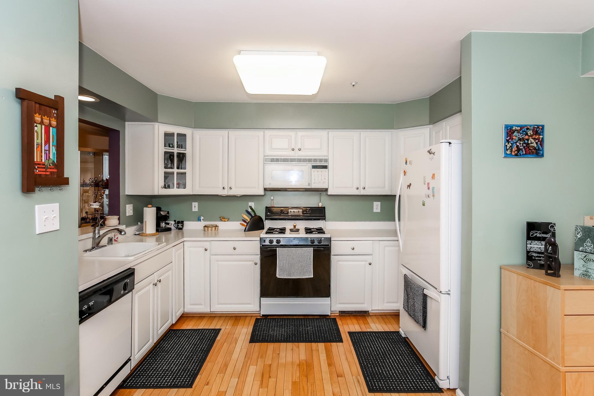3019 Spice Bush Road Laurel, MD 20724 - Photo 14 of 28 Kitchen