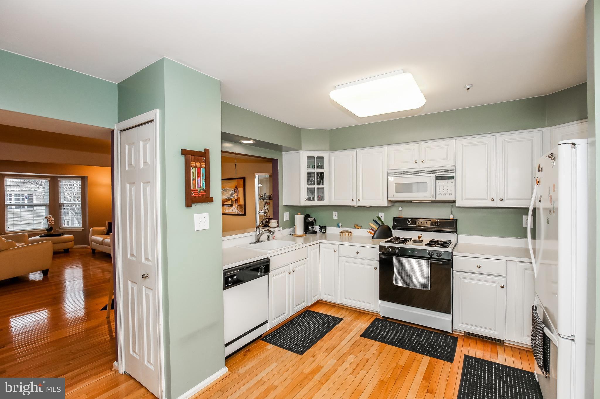 3019 Spice Bush Road Laurel, MD 20724 - Photo 15 of 28 Kitchen