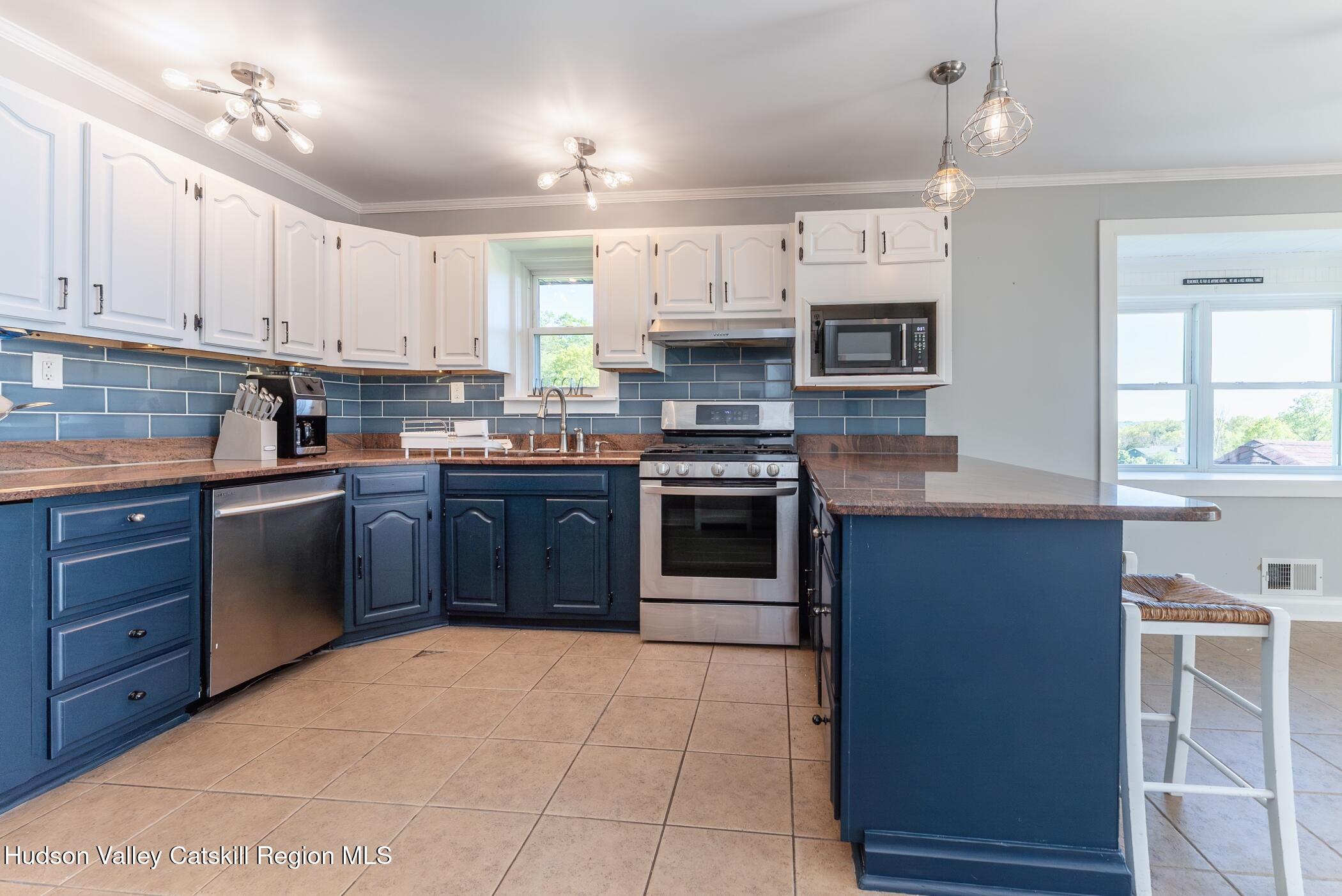 715 Embought Road Catskill, NY 12414 - Photo 10 of 37 Picture-9