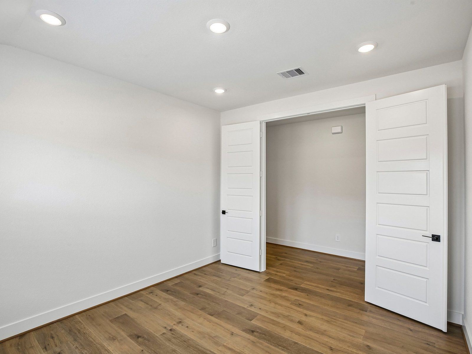 3003 Clapbread Lane Rosenberg, TX 77471 - Photo 30 of 33 Gallery Image 30