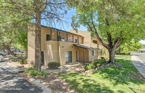 $389,000 | 3200 South Litzler Drive, Unit 12250, Flagstaff, AZ 86005