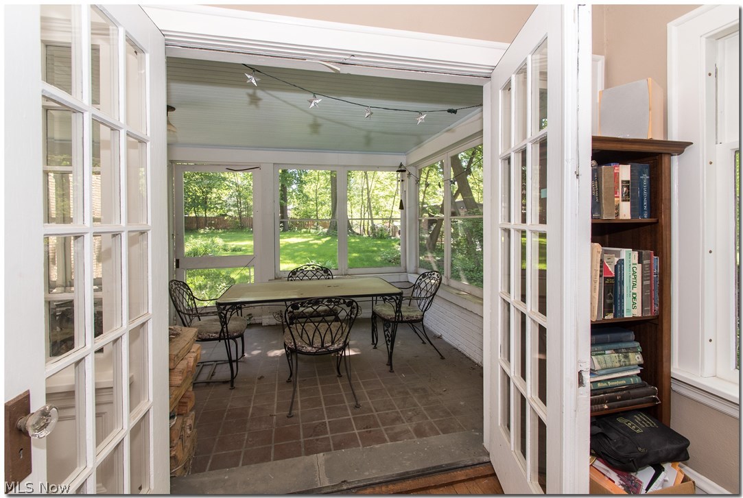 2565 Guilford Road Cleveland, OH 44118 - Photo 7 of 21 Gallery Image 7