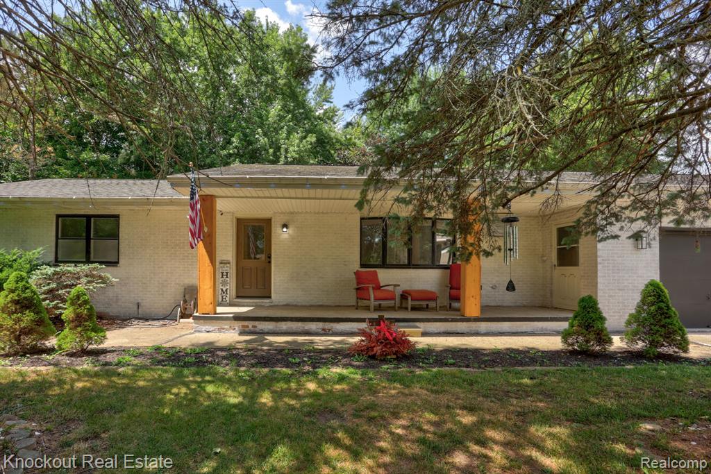 5330 Sheridan Road Saginaw, MI 48601 - Photo 3 of 40 Gallery Image 3