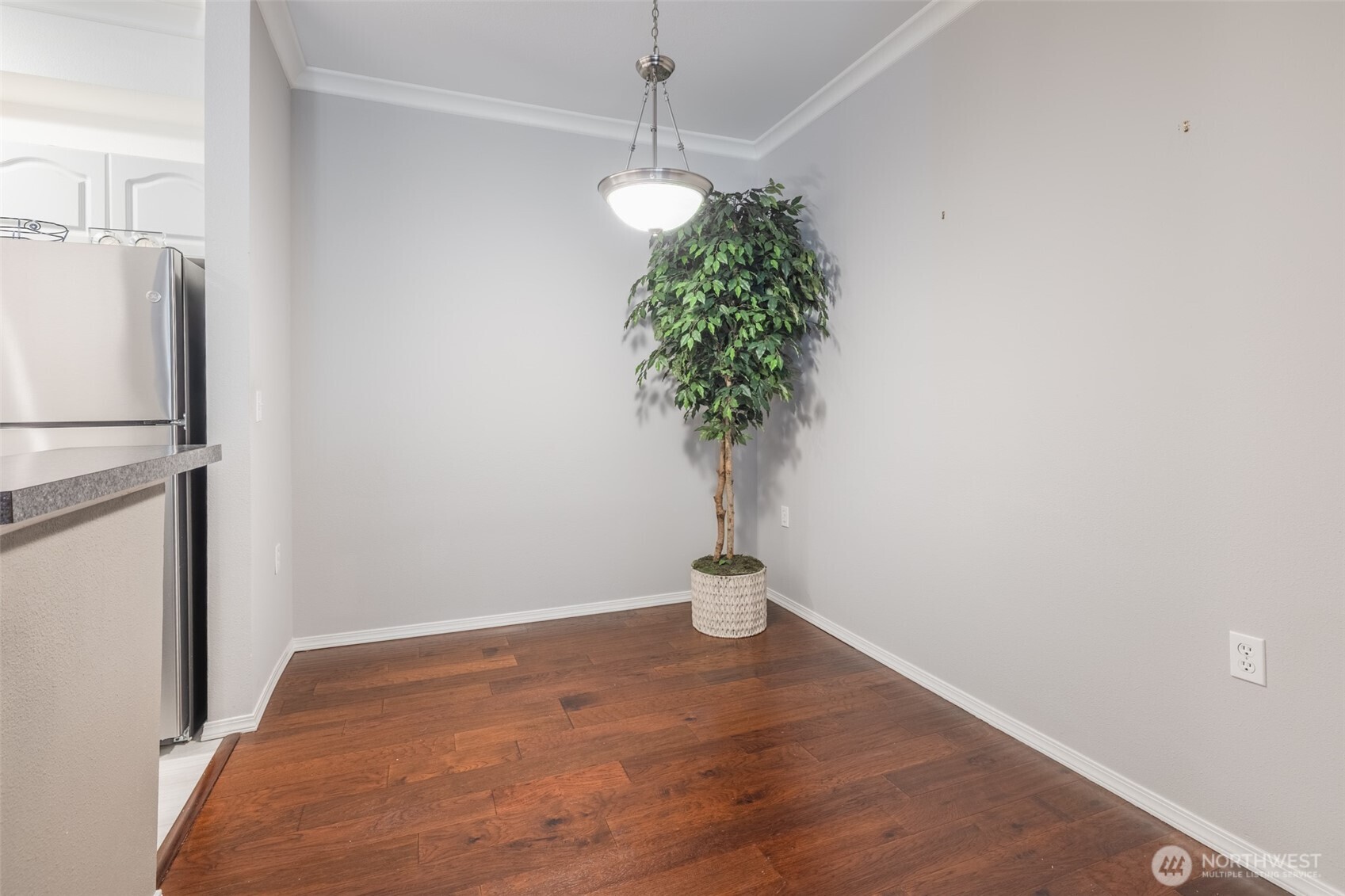 801 North Rainier Avenue, Unit F231 Renton, WA 98057 - Photo 9 of 23