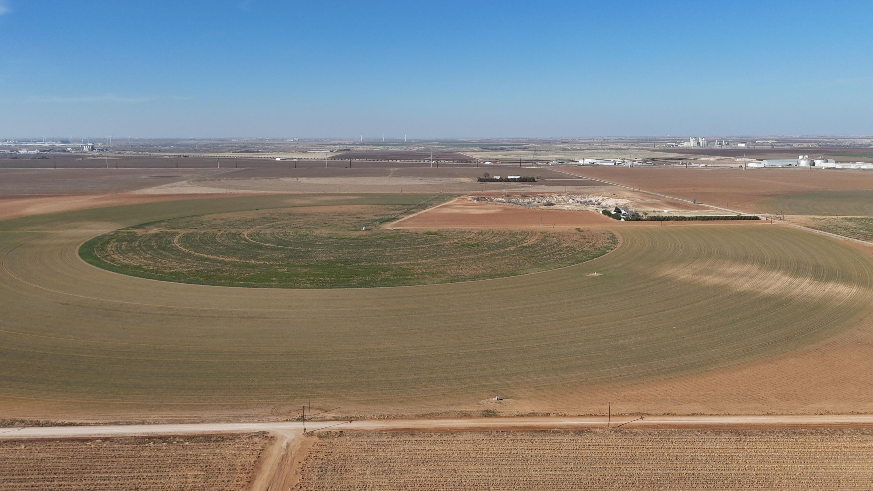 0 C R 2840 Slaton, TX 79364 - Photo 2 of 6 a view of an ocean