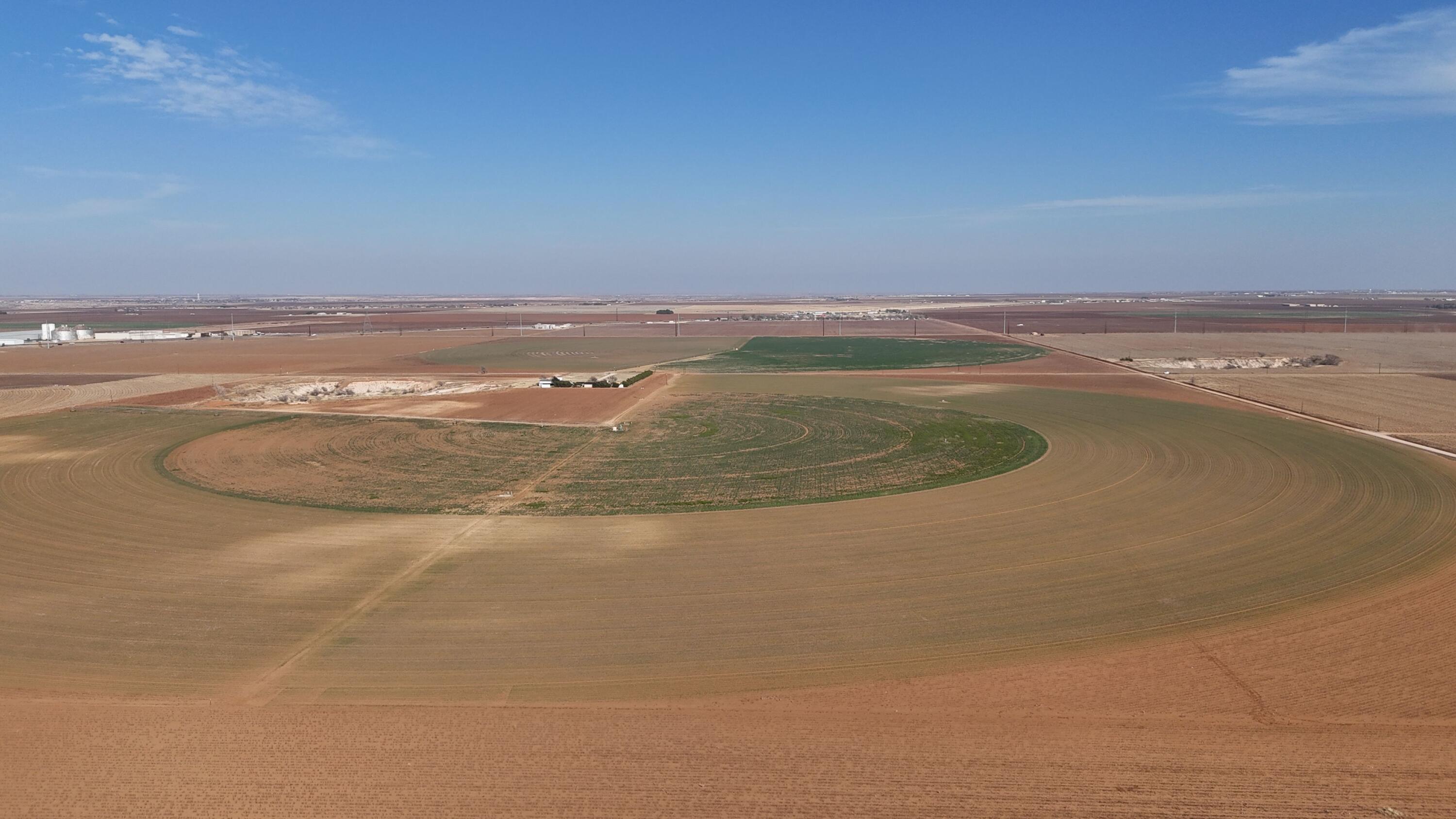 0 C R 2840 Slaton, TX 79364 - Photo 3 of 6 a view of an ocean