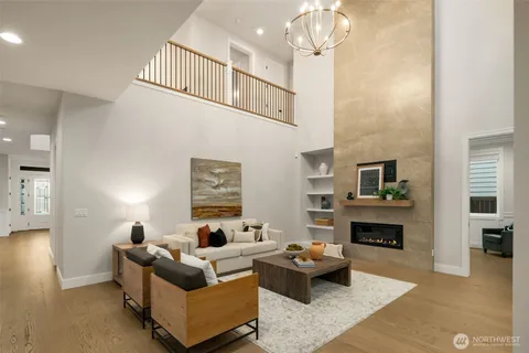 $3,099,950 | 24480 Northeast 19th Place, Sammamish, WA 98074