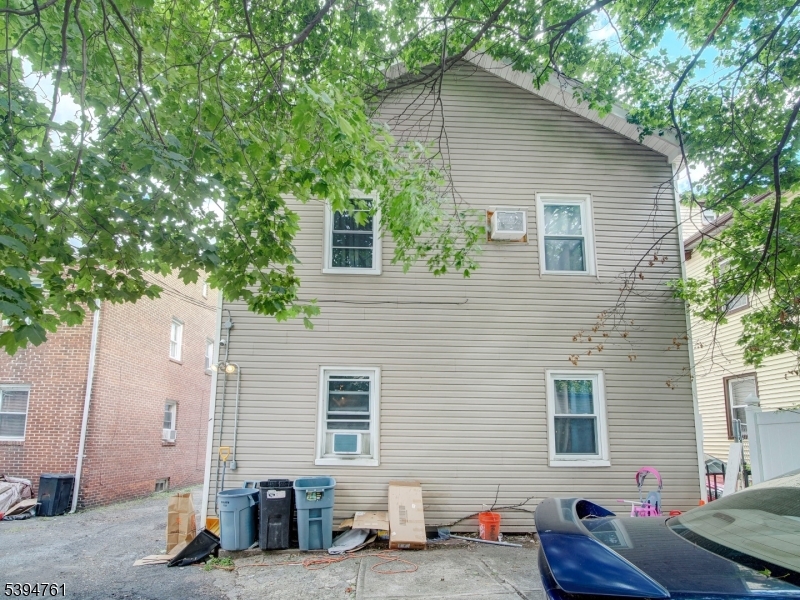 289 North Center Street Orange, NJ 07050 - Photo 15 of 20