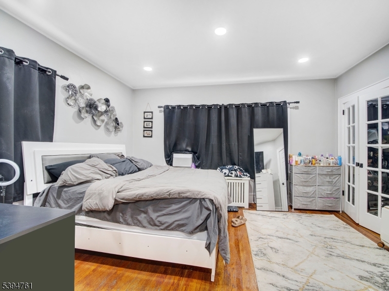 289 North Center Street Orange, NJ 07050 - Photo 7 of 20