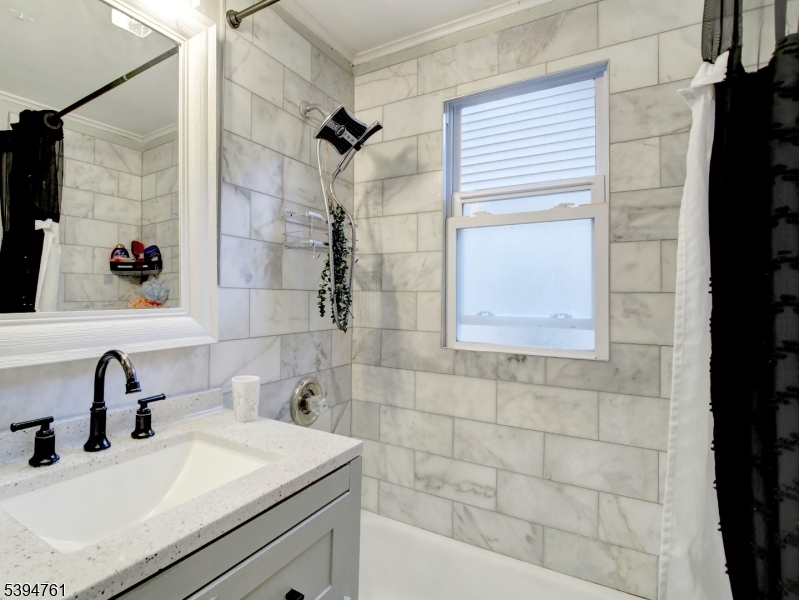 289 North Center Street Orange, NJ 07050 - Photo 10 of 20