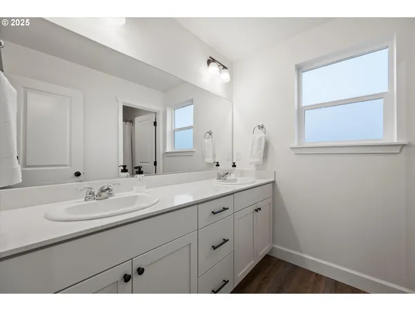 $520,000 | 1678 Wilson Street, Umatilla, OR 97882