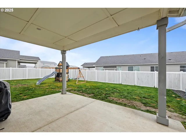 $530,000 | 1678 Wilson Street, Umatilla, OR 97882