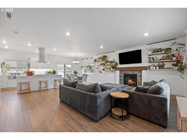 $520,000 | 1678 Wilson Street, Umatilla, OR 97882