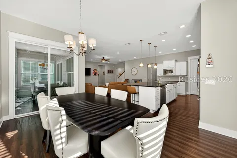 $899,000 | 9 Lilydipper Court, Bluffton, SC 29910