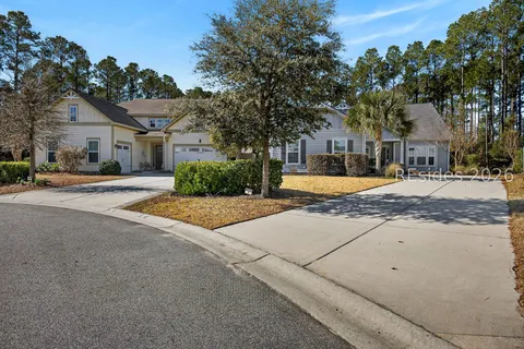 $899,000 | 9 Lilydipper Court, Bluffton, SC 29910