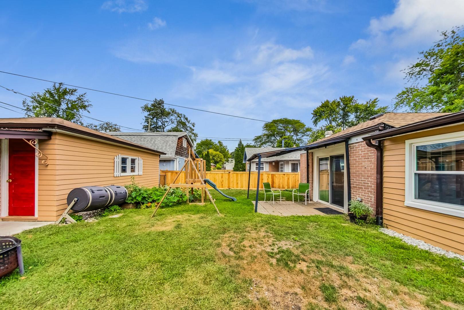 8506 East Prairie Road Skokie, IL 60076 - Photo 18 of 19 Gallery Image 18
