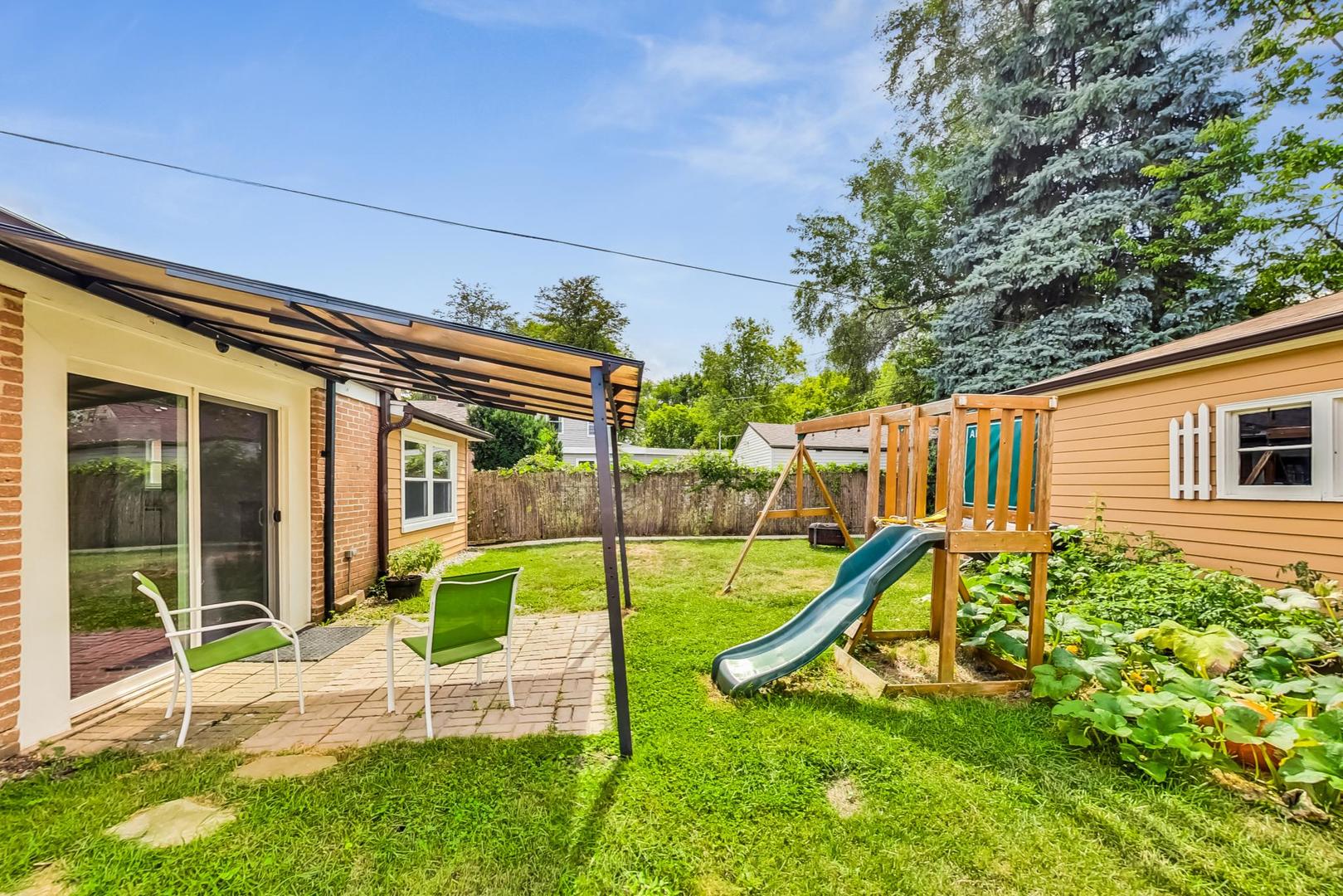 8506 East Prairie Road Skokie, IL 60076 - Photo 19 of 19 Gallery Image 19