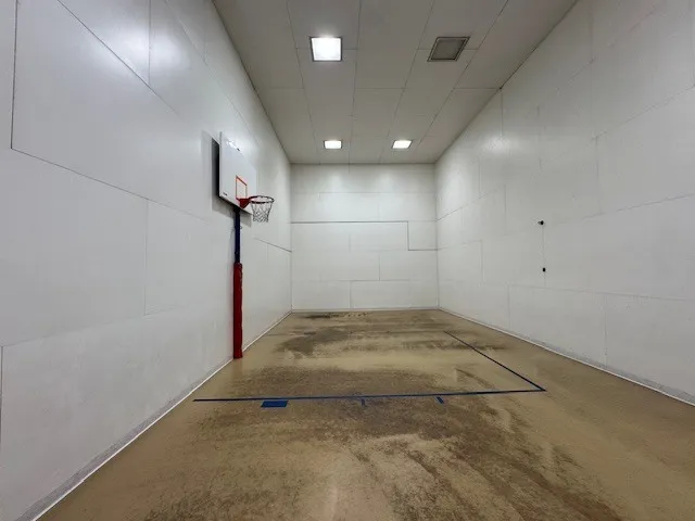 $2,300 | 211 East Ohio Street, Unit 2405, Chicago, IL 60611