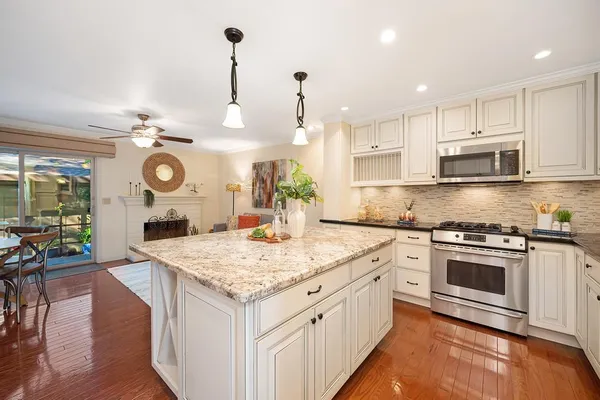 $430,000 | 6912 Navarro Court, Citrus Heights, CA 95621