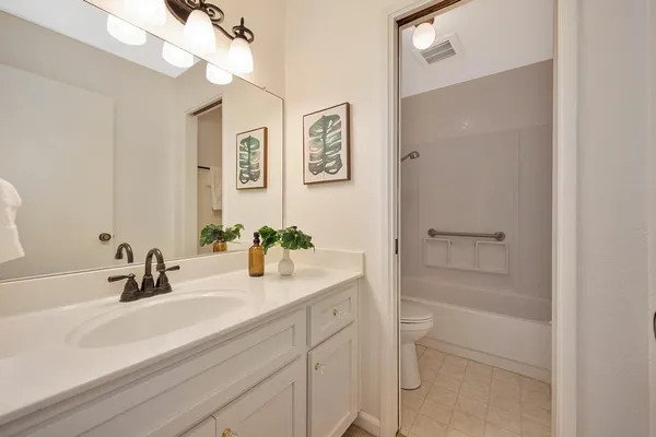 $430,000 | 6912 Navarro Court, Citrus Heights, CA 95621