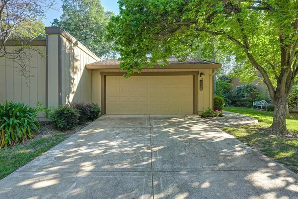 $430,000 | 6912 Navarro Court, Citrus Heights, CA 95621