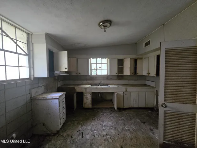 $35,000 | 1104 McCluer Road, Jackson, MS 39212