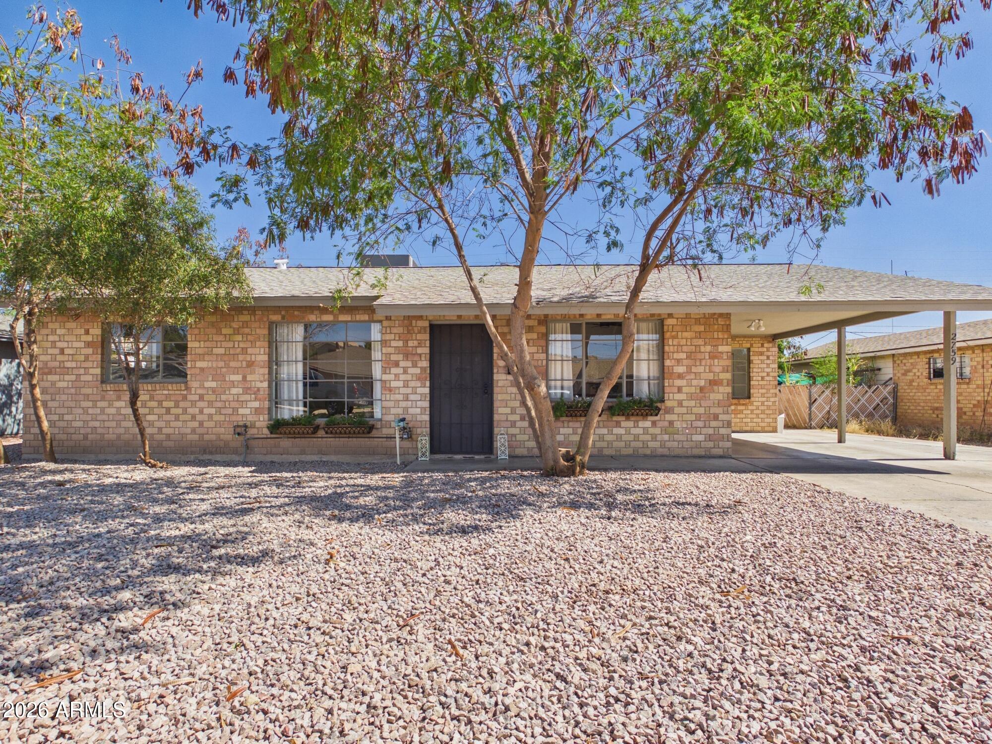 2759 West Lawrence Road Phoenix, AZ 85017 - Photo 18 of 26