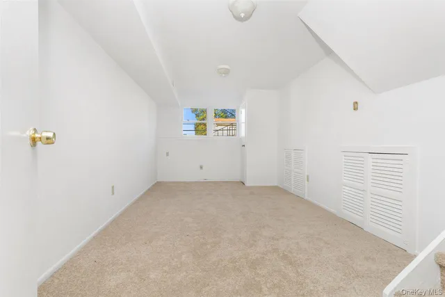 $850,000 | 270 Pembrook Drive, Yonkers, NY 10710