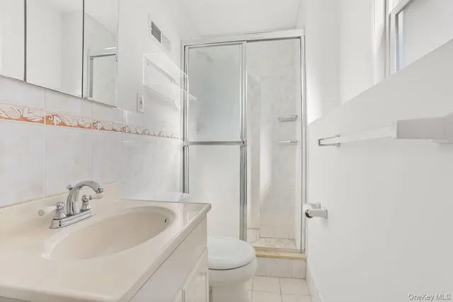 $850,000 | 270 Pembrook Drive, Yonkers, NY 10710