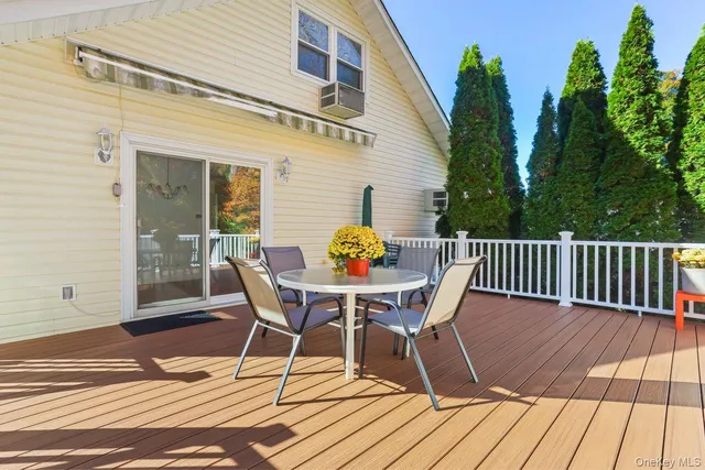 $850,000 | 270 Pembrook Drive, Yonkers, NY 10710