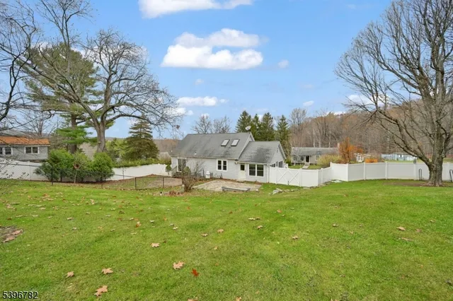 $449,900 | 12 Richards Street, Ogdensburg, NJ 07439