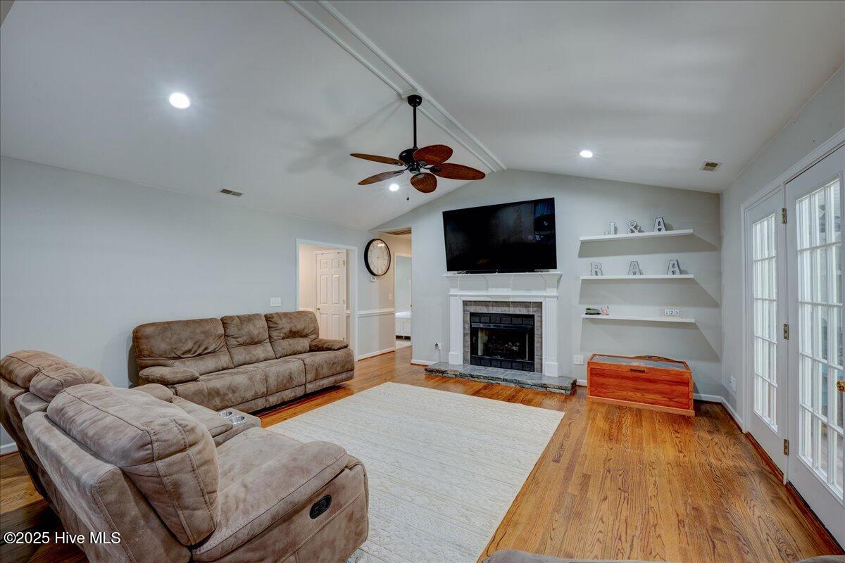 547 Deer Run Road New Bern, NC 28562 - Photo 22 of 61 24-547_Deer_Run-9