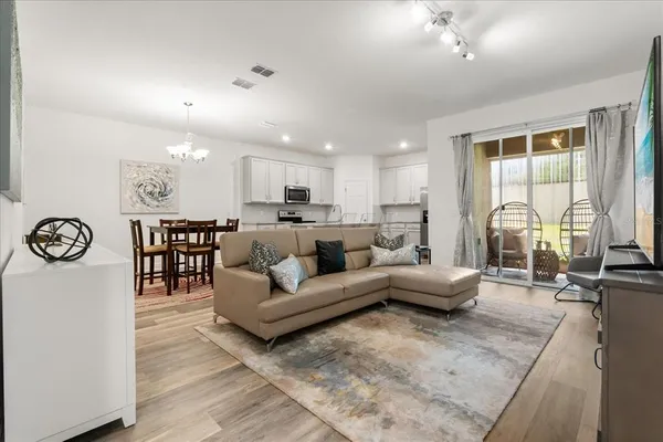 $2,900 | 2433 Firstlight Way, Winter Park, FL 32792
