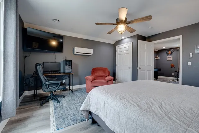 $1,050,000 | 4700 Honey Creek Loop Road, Allardt, TN 38504