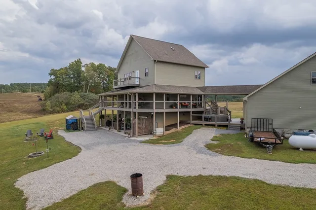 $1,050,000 | 4700 Honey Creek Loop Road, Allardt, TN 38504